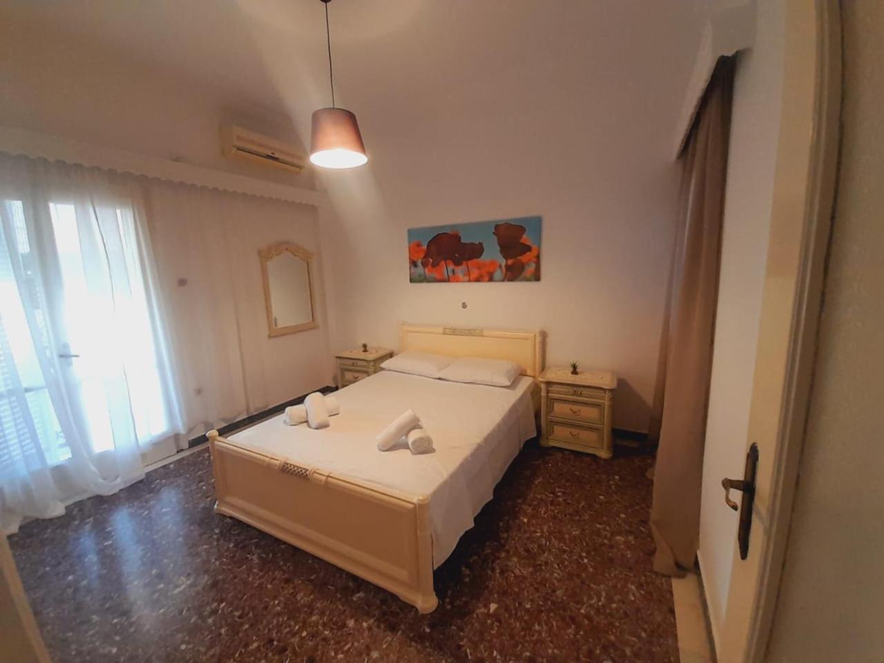 Seaside Apartment. Appartement Aegina